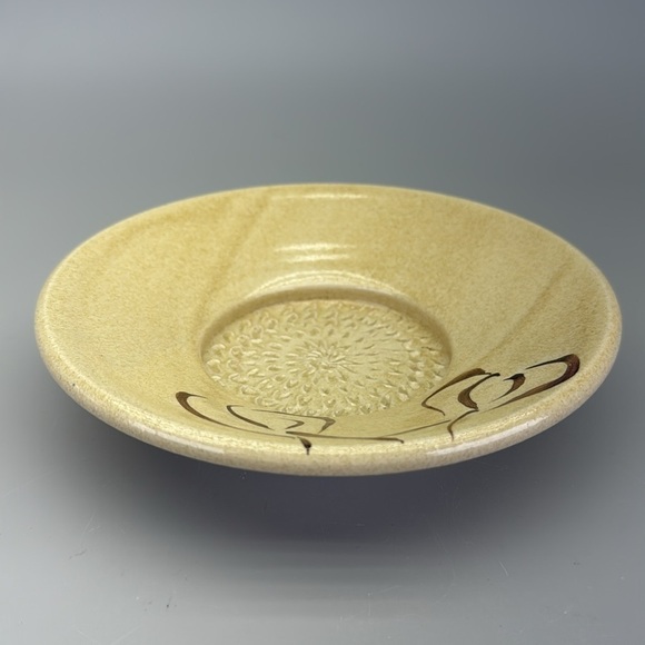 Handmade Stoneware Garlic Grater Plate - Picture 2 of 5